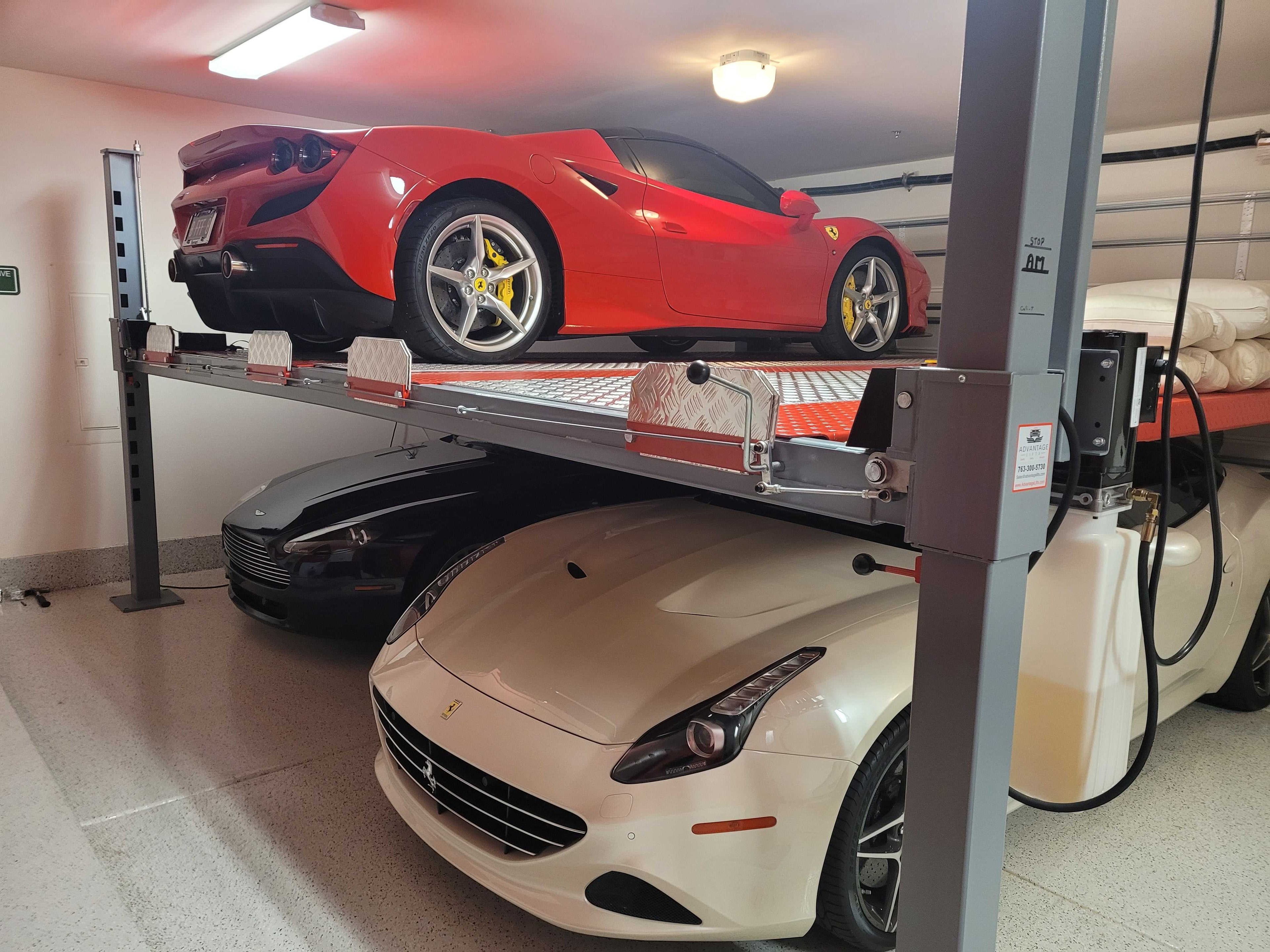 Advantage Side by Side (B-SXS-10000) | Double Vehicle 4-Post Lift